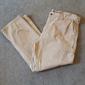 Mens Magellan Outdoors khaki cargo pants
